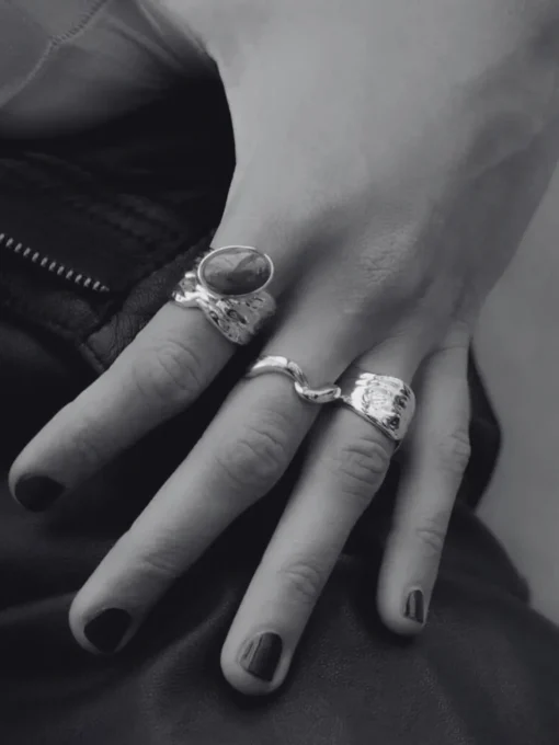 Oyster Shell Ring: Sterling Silver